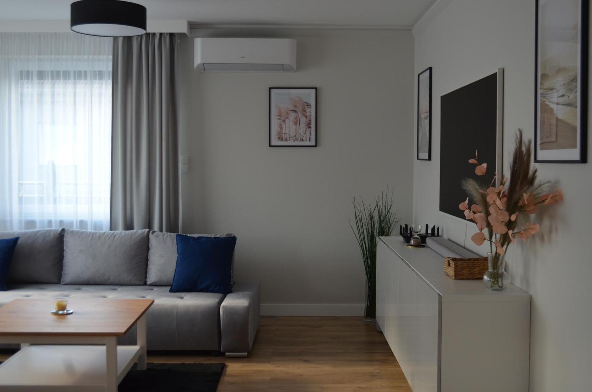 Apart City Break Apartament Świebodzice Exteriör bild